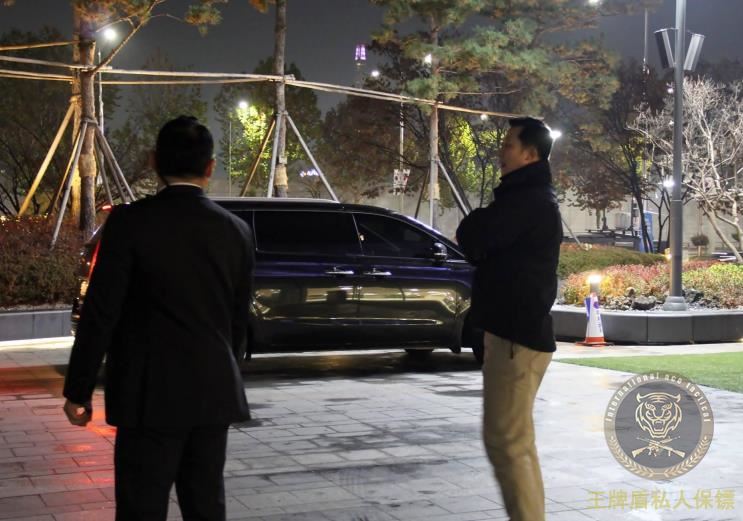 逆子持8种凶器砍杀母亲 母亲暗夜求救私人保镖