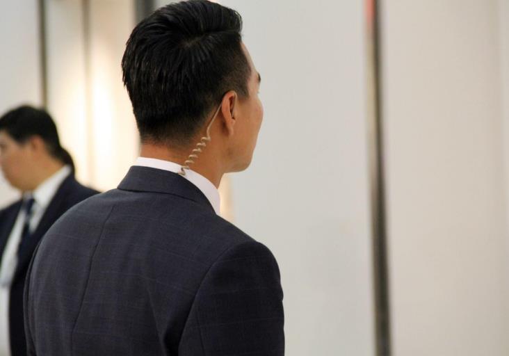 女子提分手被前男友捅杀，家属聘请王牌盾私人保镖追讨疑犯