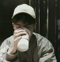 中国所有的明星都有私人保镖啊?