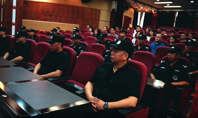 王牌战术学院派出多名资深教员对恒亿集团安保队伍进行全方位的集中式培训与管理建设