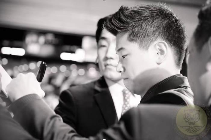 如何从保镖公司内聘请私人保镖？