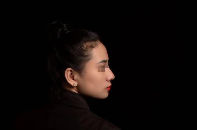 万美美-美女保镖-全国女子散打冠军-擅长自由搏击、散打