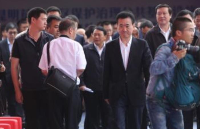 保镖在维护社会稳定中发挥着什么作用？