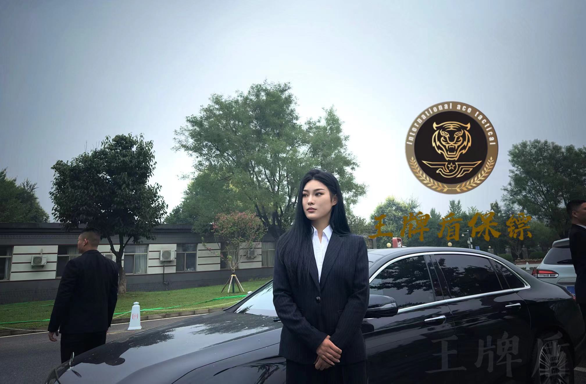 雇主选择女保镖的原因可能有哪些？